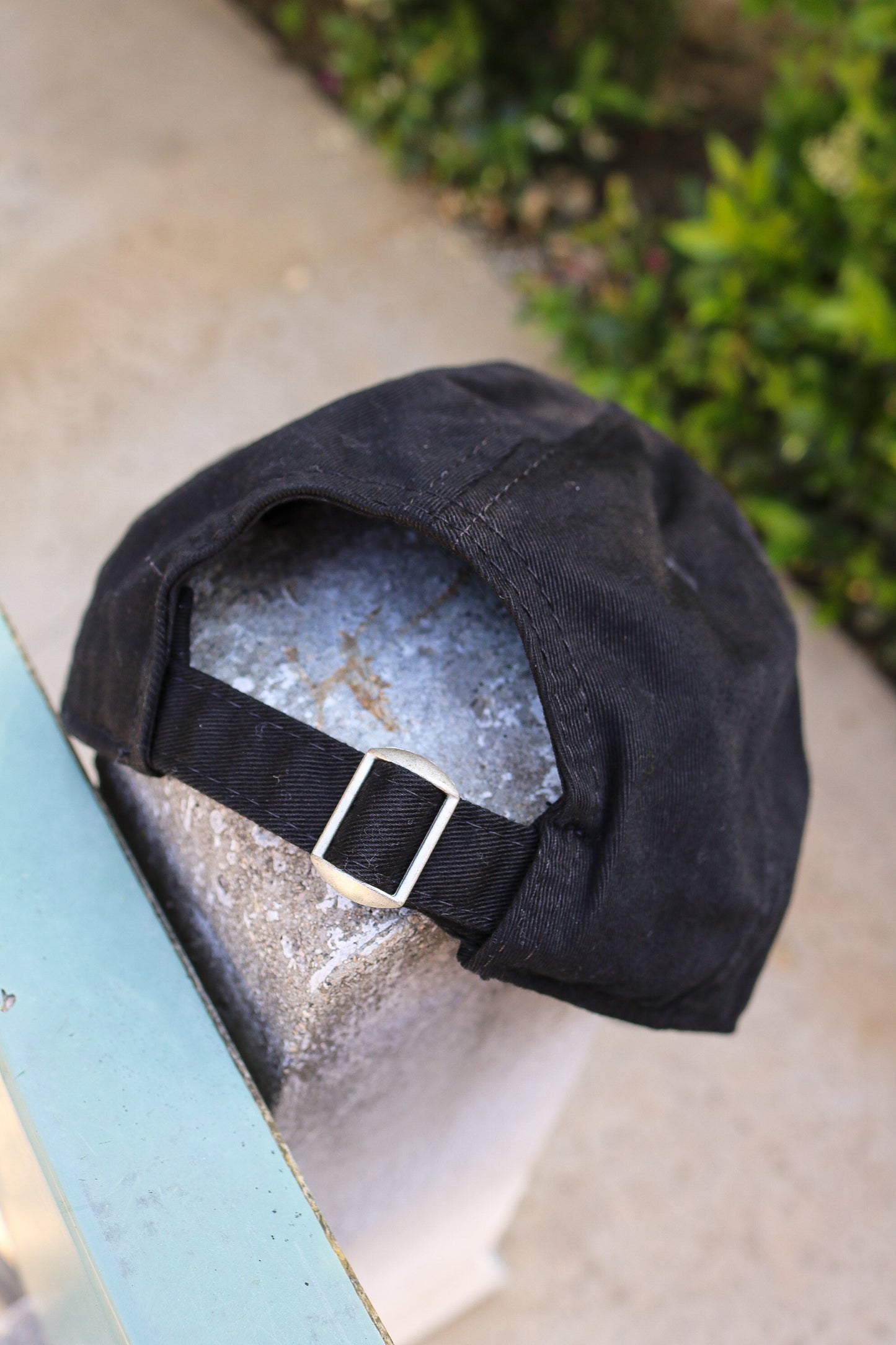Black Halo Halo Delivery Dad Hats